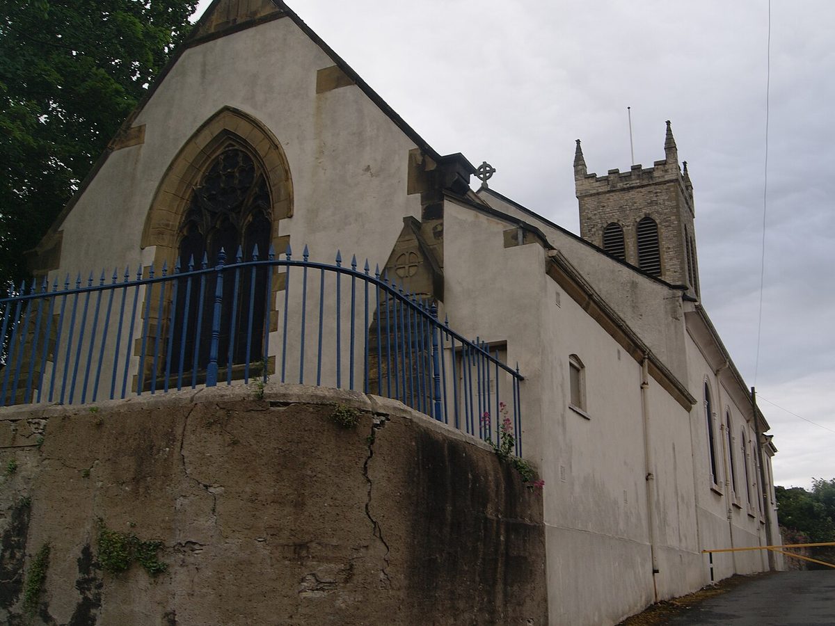 St Botolph's Church, Knottingley. Photo by Mtaylor848, CC BY-SA 4.0, via Wikimedia Commons. St Botolph's Church, Knottingley